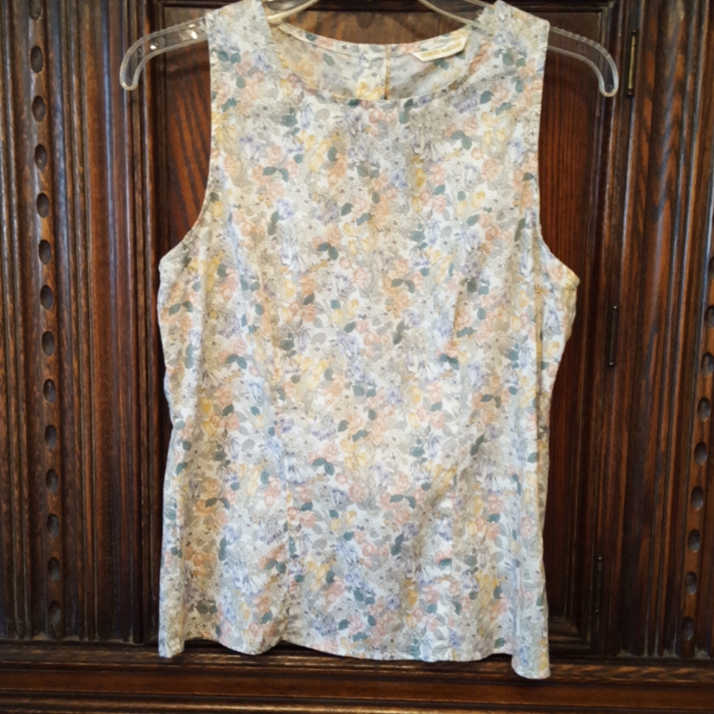 Georges marciano top